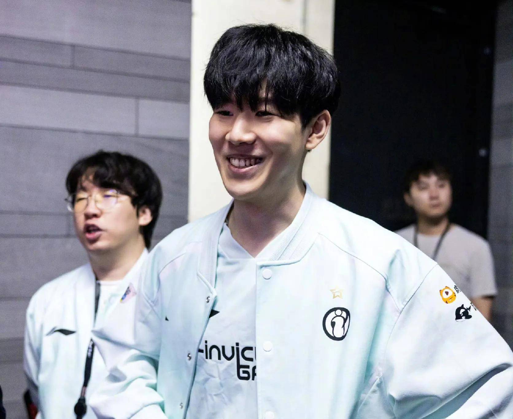 帮助其走出 帮助其走出